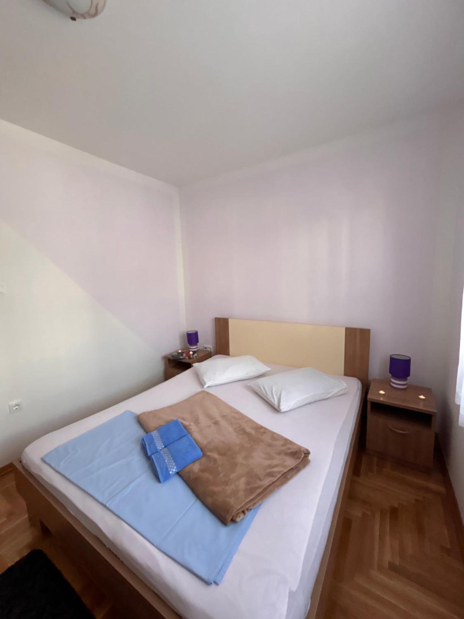 Apartment Agata Трогир Экстерьер фото
