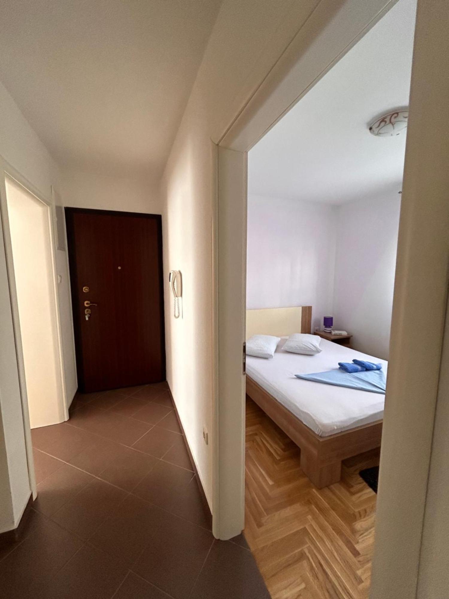 Apartment Agata Трогир Экстерьер фото