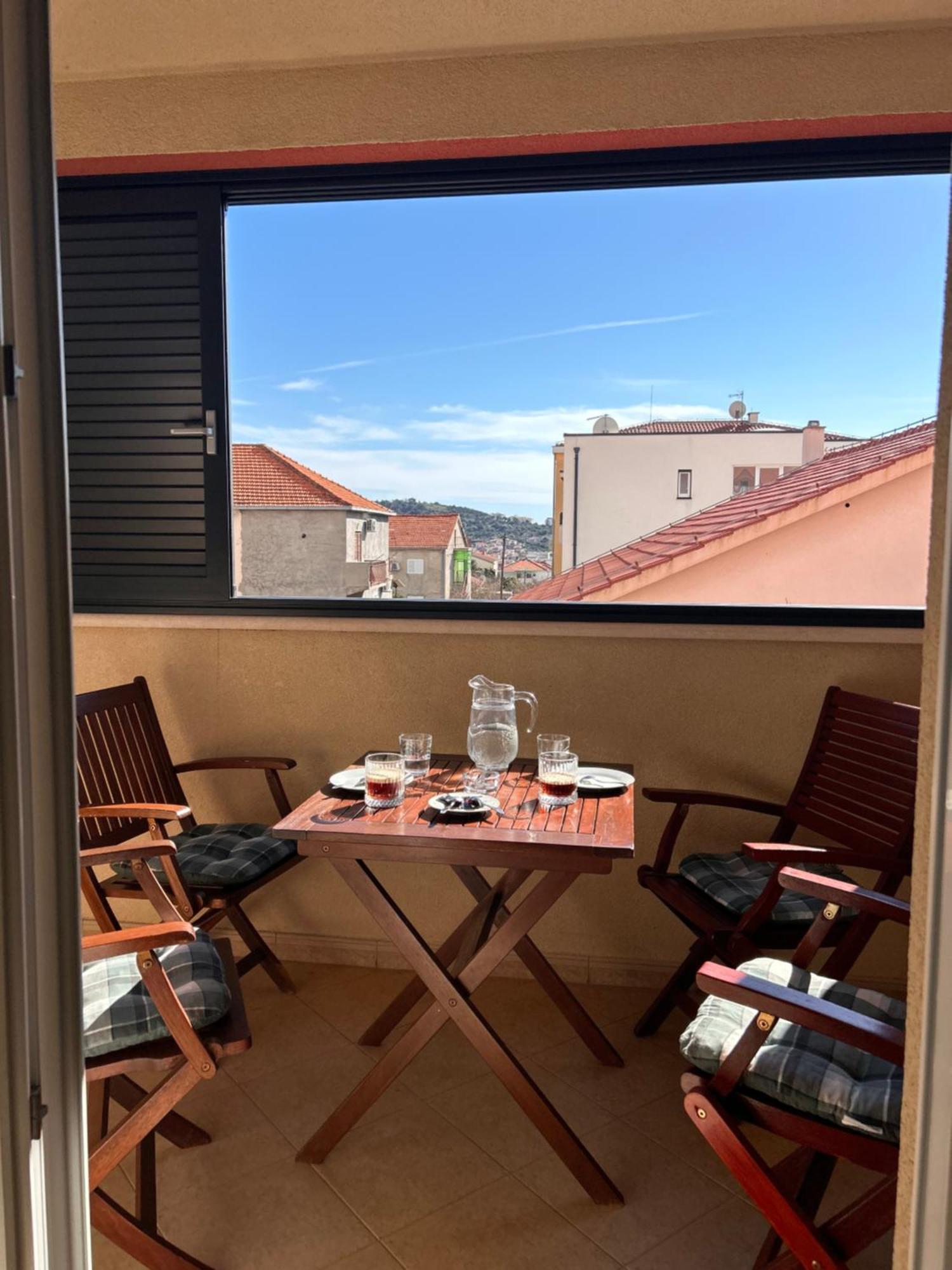 Apartment Agata Трогир Экстерьер фото